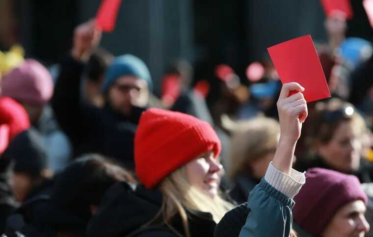 В Грузии вспыхнули протесты: поддержка "Грузинской мечты" вызывает раскол в обществе