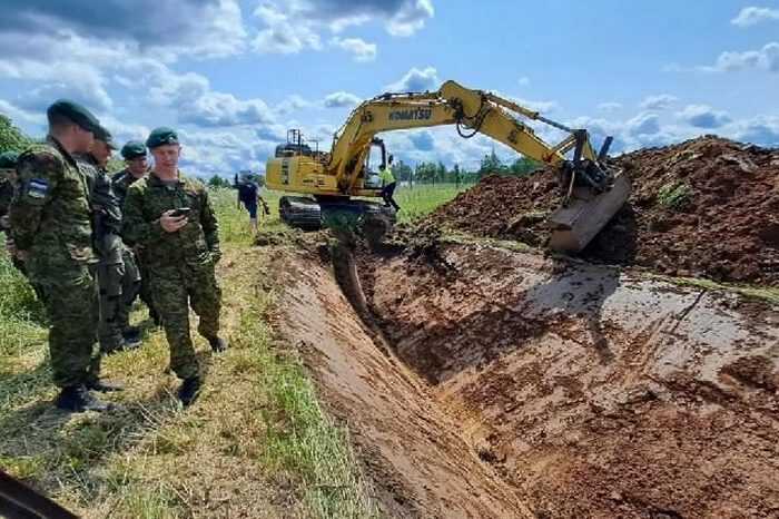 Эстония начала строительство линии обороны у границы с Россией