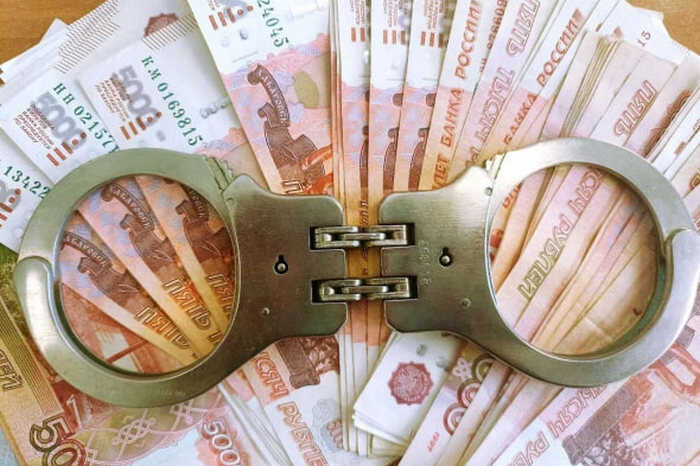 Взятки за фито-сертификаты: экс-сотрудники Россельхознадзора получили до 9 лет строгого режима