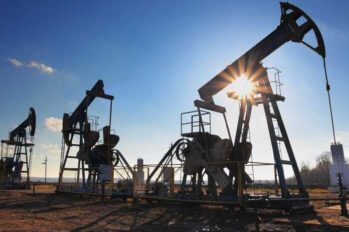 Частные НПЗ Индии продолжают закупать нефть из России, несмотря на пошлины США