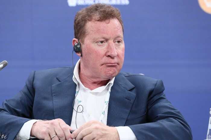 Экс-президент АФК «Система» Евгений Новицкий подозревается в хищении более 9 миллиардов рублей